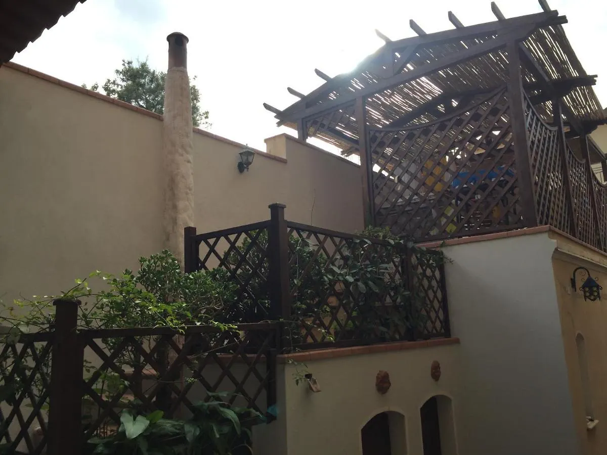 Villa Serra B&B Iun E6769 Oristano Frühstückspension